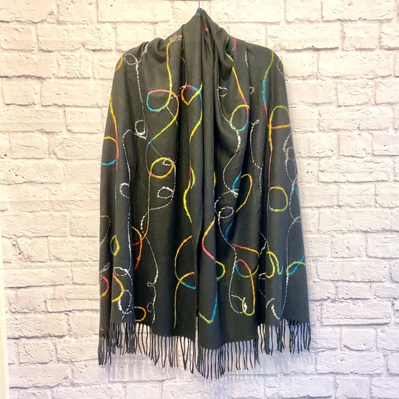 LARGE ARTSY SCROLL WRAP/SCARF NWOT - Picture 3 of 5